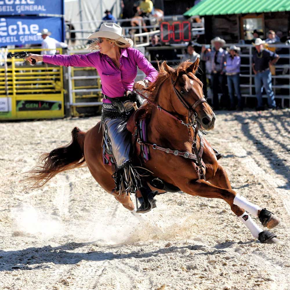 Kenda Lenseigne Cowboy Shooter at CMSA French Championship