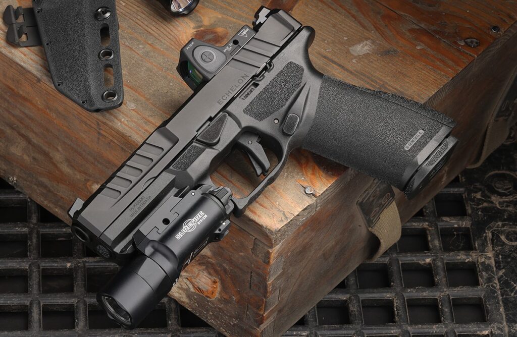 Springfield Echelon pistol with optic and weapon light