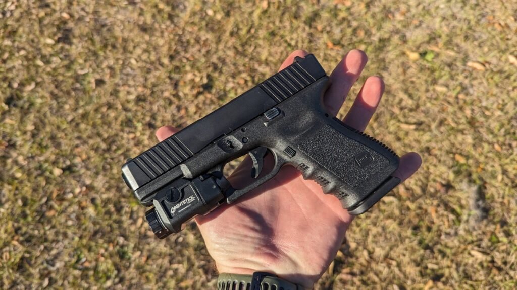 Glock 19 in hand