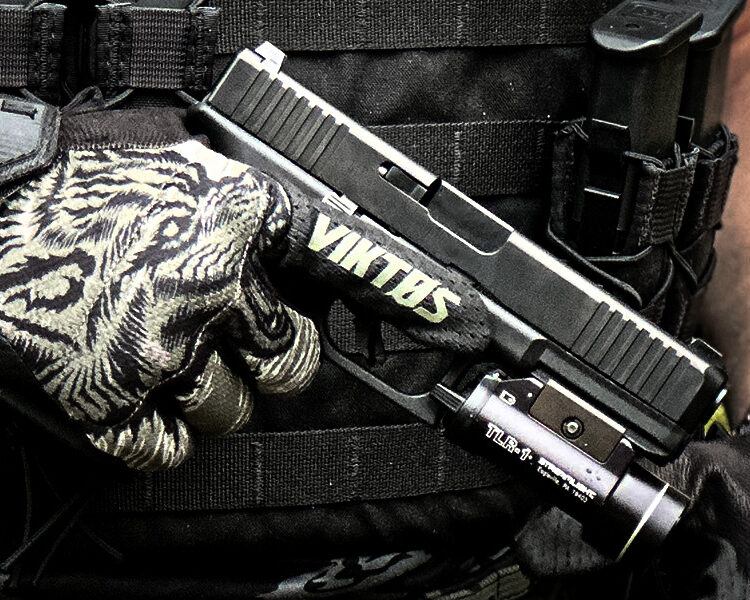 Streamlight TLR-1 weapon mounted light.