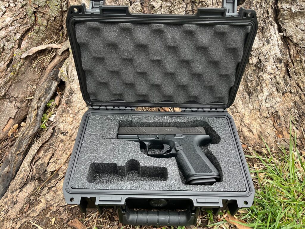 SKB iSeries 1006-3 Single Pistol Case