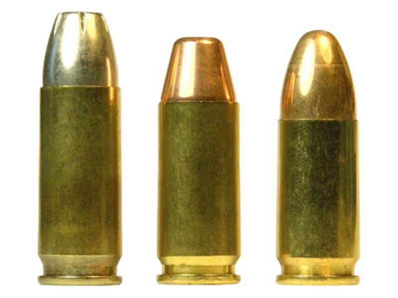 The 9x23 mm Winchester (left) compared with 9x21 mm (center) and 9x19mm Parabellum (right). (Photo Credit: The38superdude.)