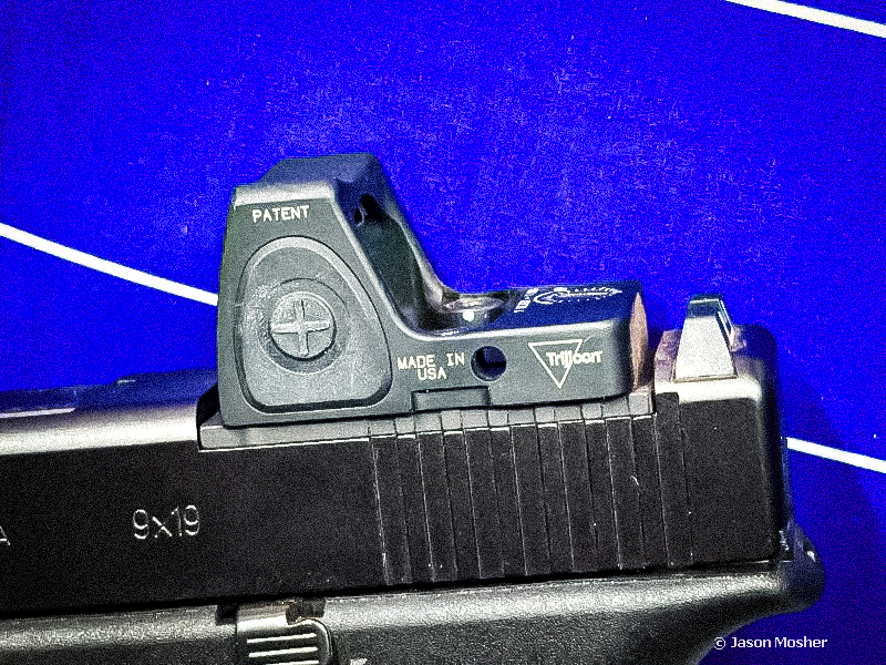 Trijicon Type 2 RMR red dot.