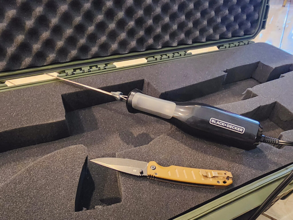 AR-15 case foam layers with tools for customization