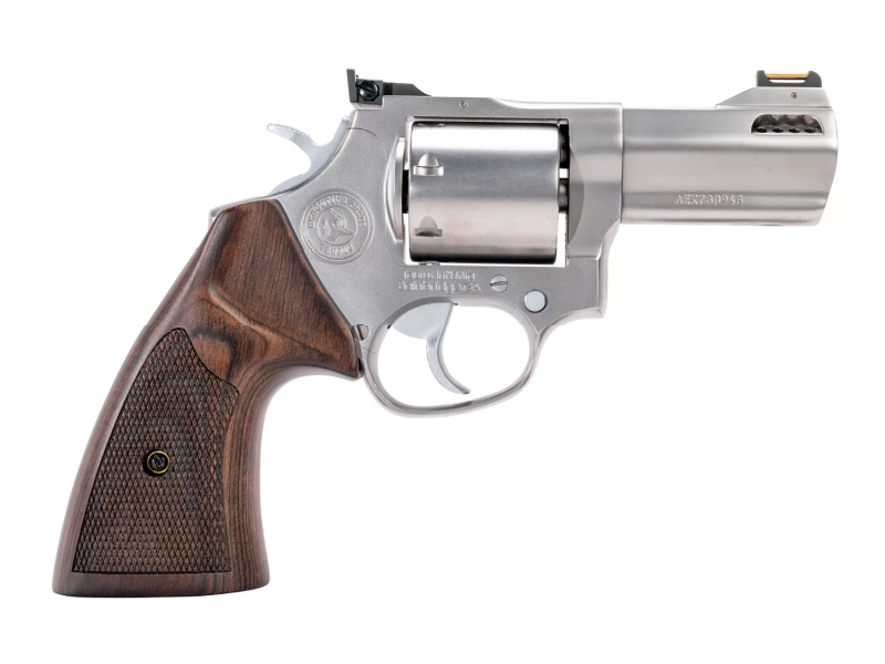 Taurus 692 revolver.