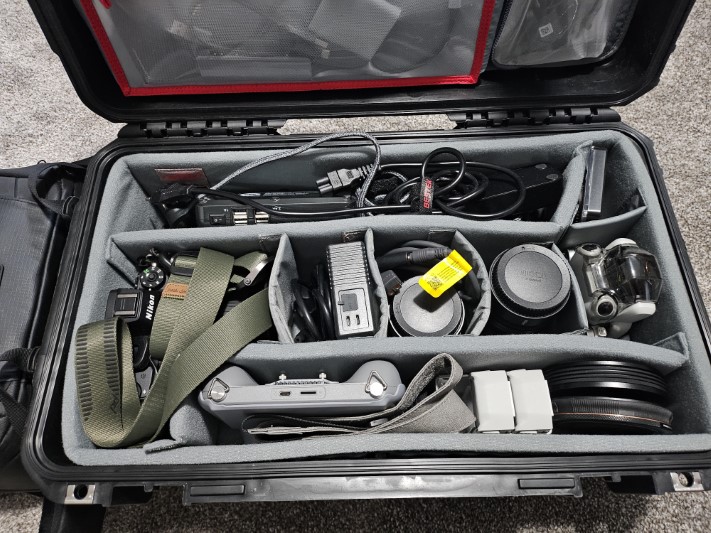 The padded dividers ensure all of your gear stays in place during transit.