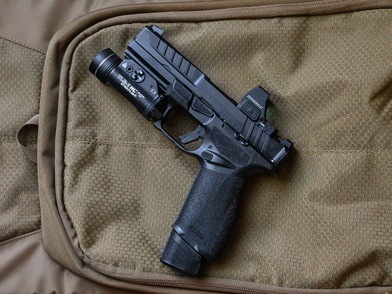 Springfield Armory Echelon duty pistol with a Vortex Defender-ST red dot and a Streetlight TLR-1 weapon light