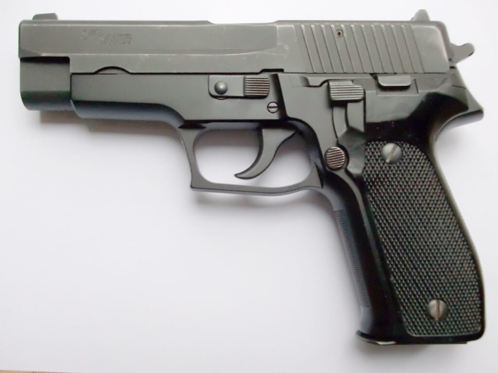 SIG P226 