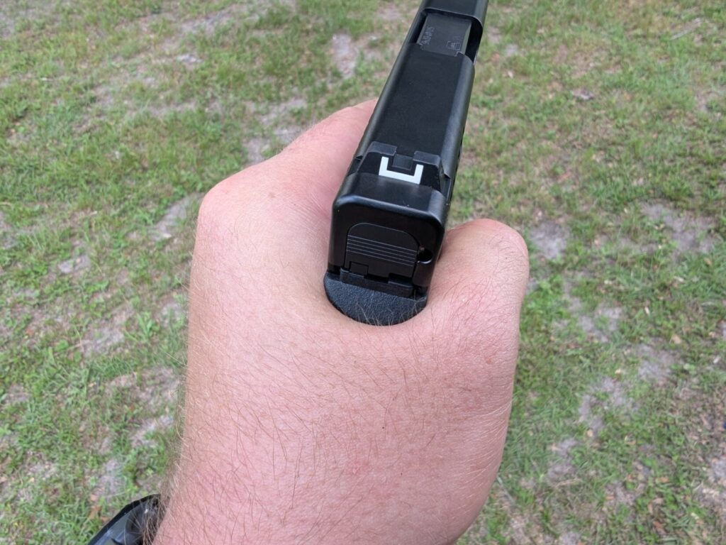 glock 43x in hand