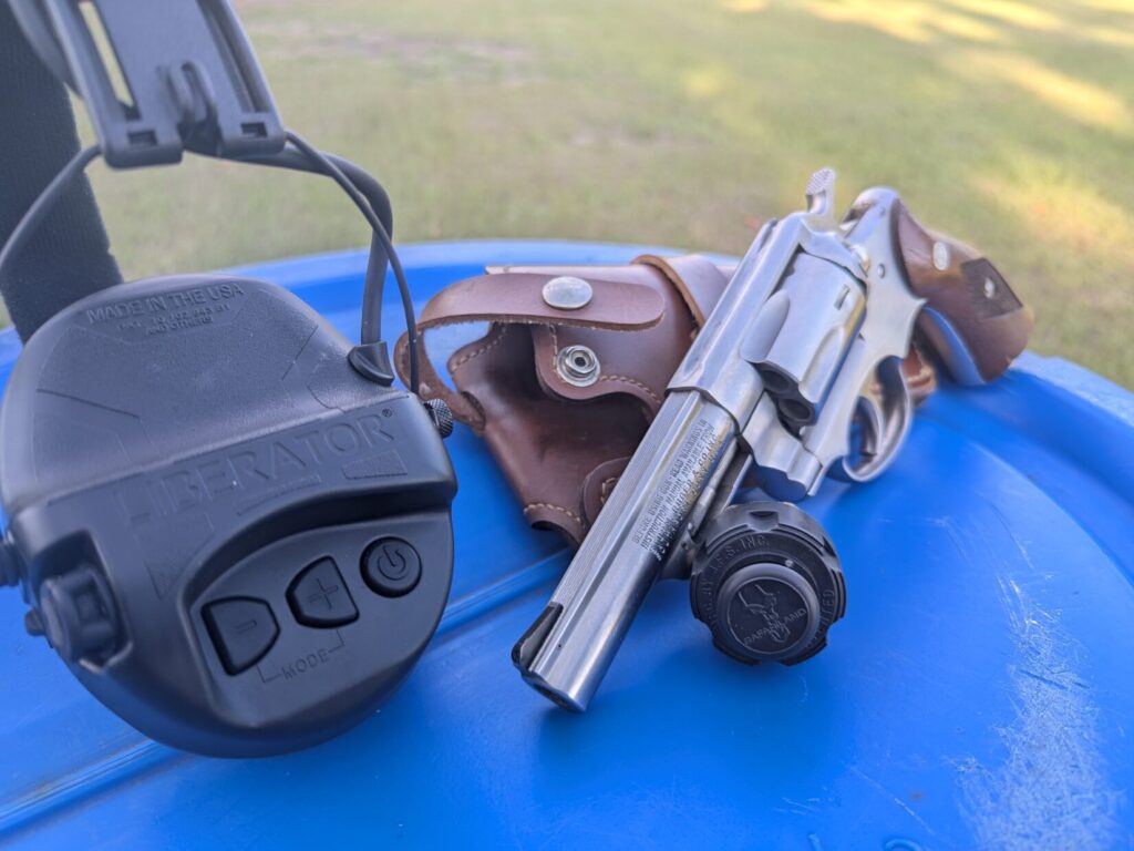 revolver and speed loader