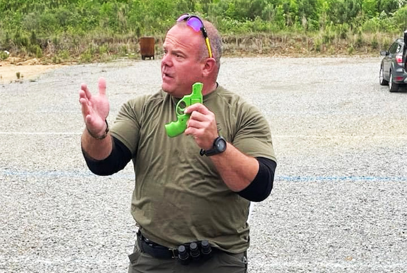 Greg Ellifritz on the firing line explaining an shooting drill. 