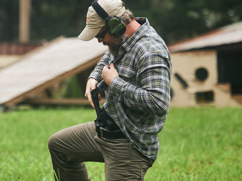 Rich Graham drawing from a Safariland Incog X AIWB holster