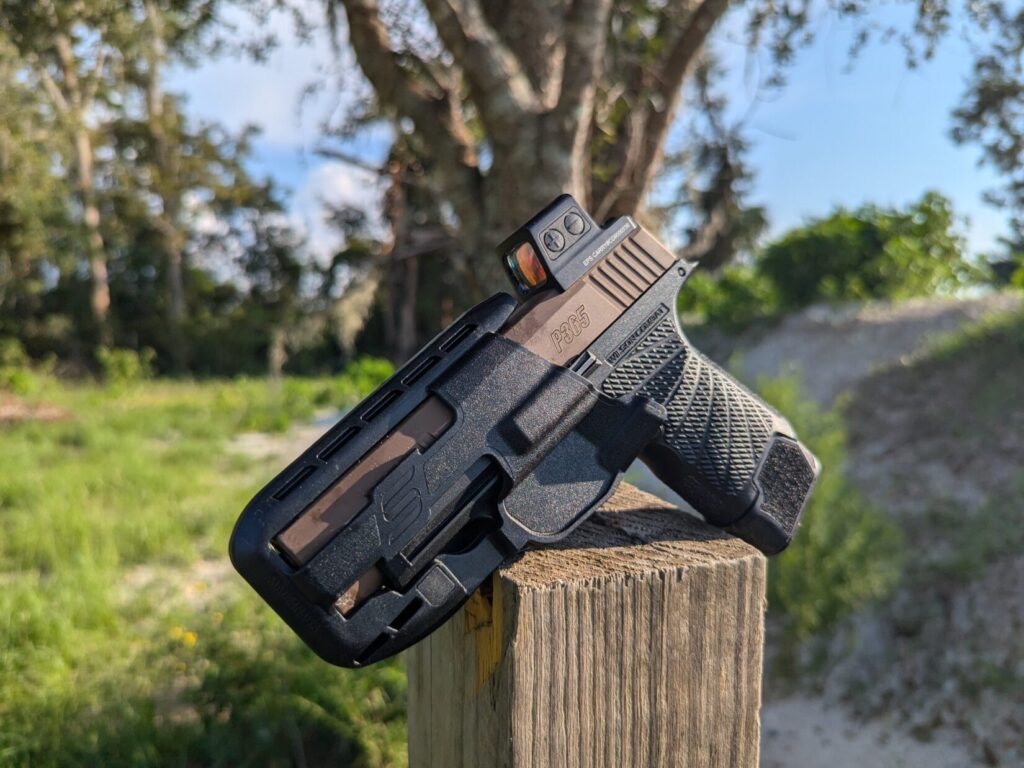 Holosun red dot on p365 in holster