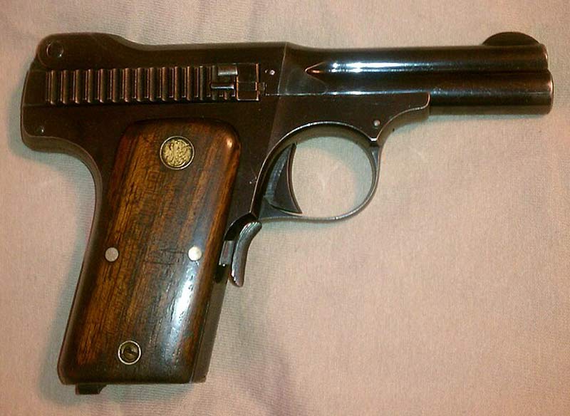 Smith & Wesson Model 1913