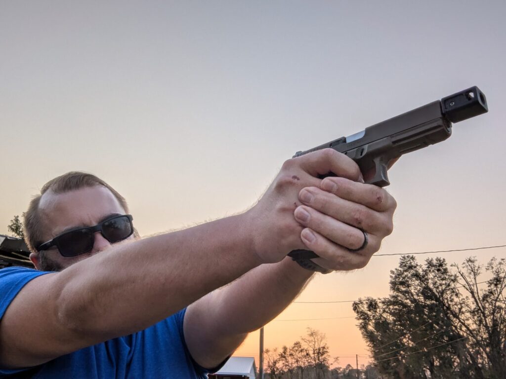 the head tilt in shooting cross-eye dominant