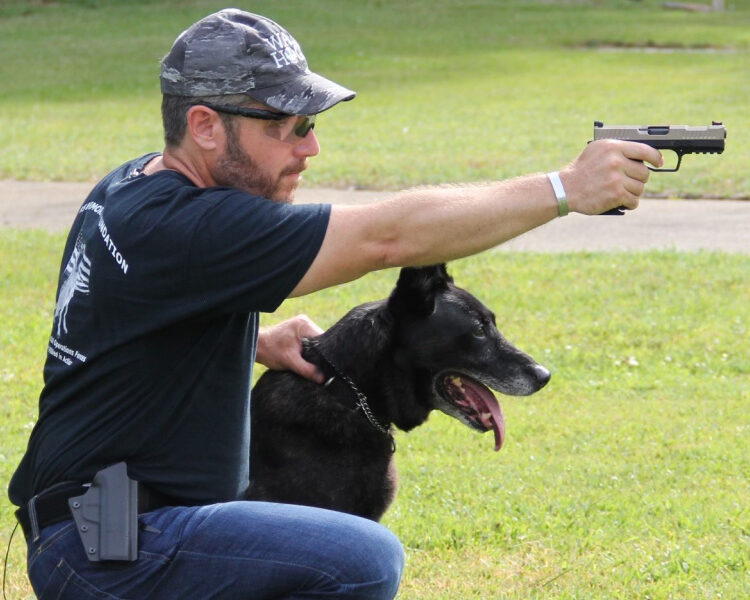 rick hogg, one handed pistol shooting with a canine