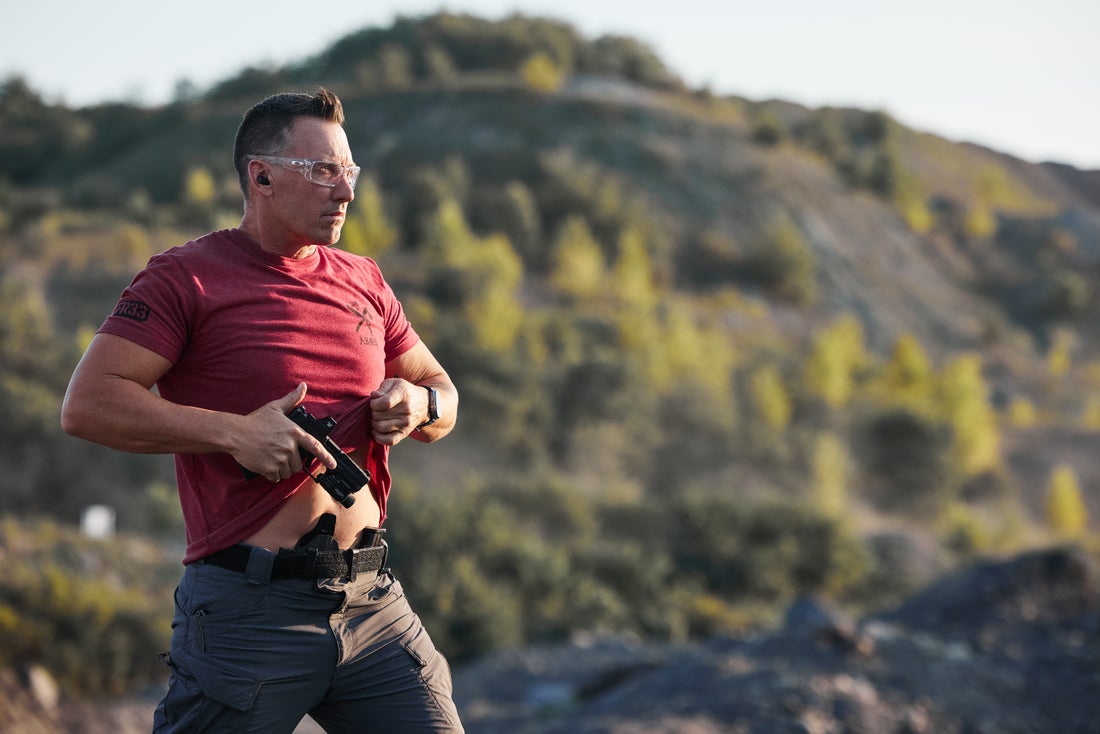 Travis Haley training with Springfield Echelon Compact and Safariland Incog X IWB holster.