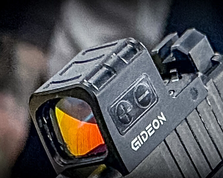 Gideon Optics Valor Red