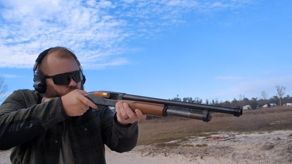 Shooting riot gun