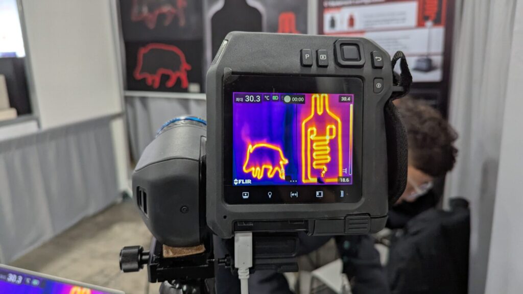 Thermal camera and image