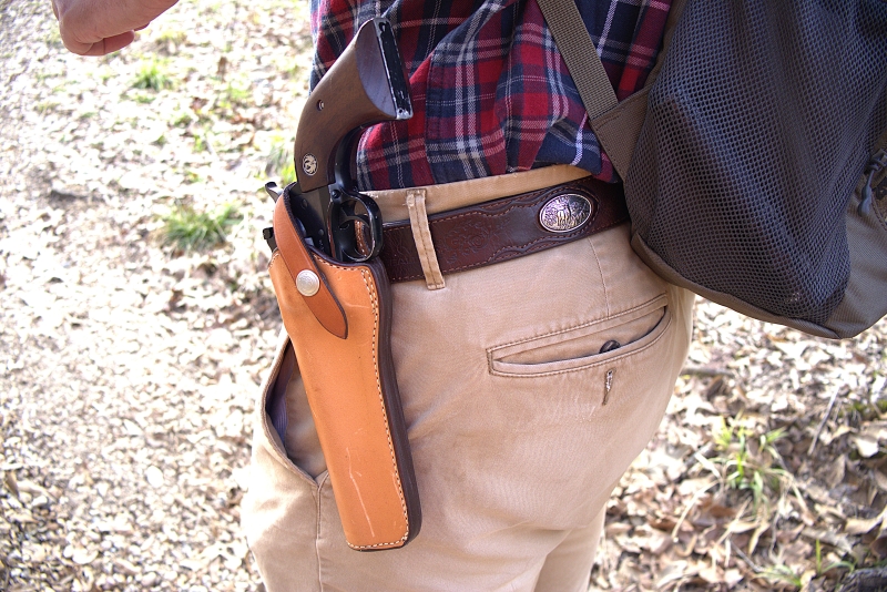 bianchi lawman holster in use