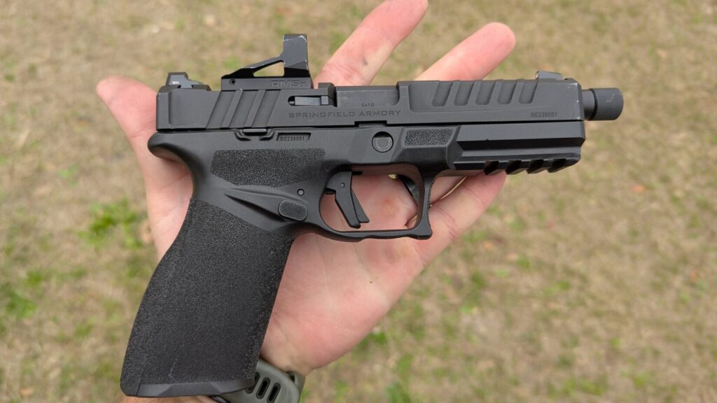 Echelon ergonomics - in hand