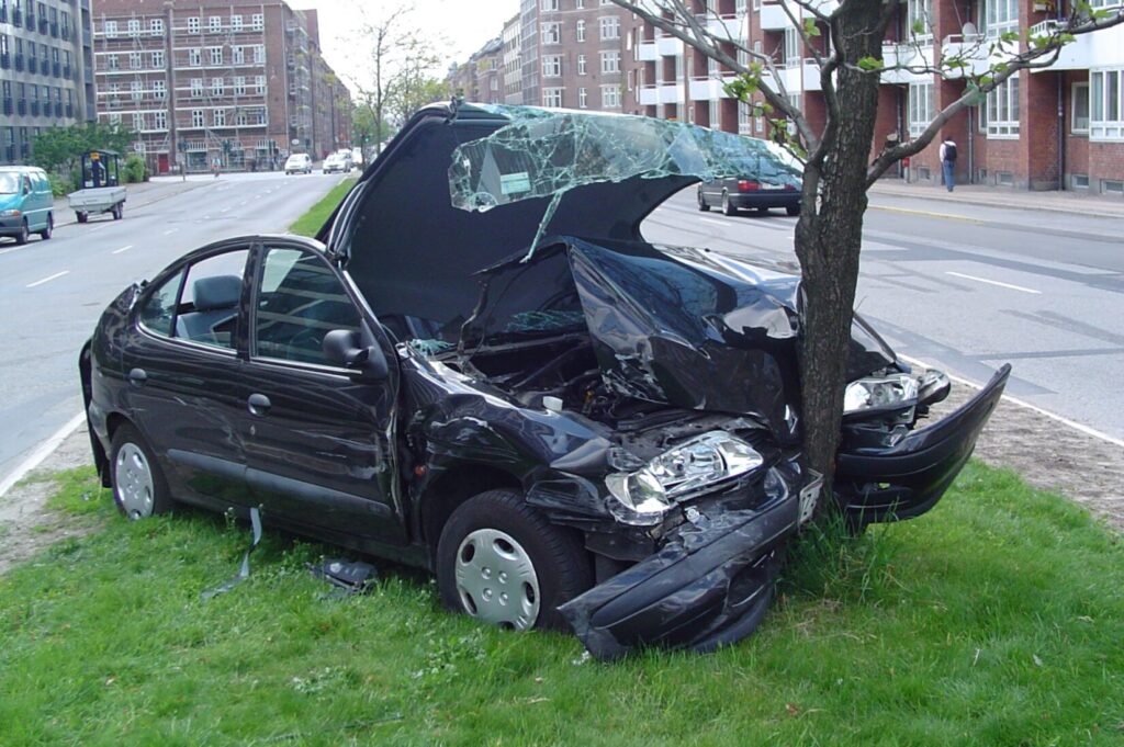 car crashed into a tree