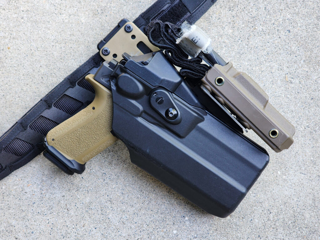 The author's Radian Afterburner + Ramjet setup holstered in a Safariland 7TS