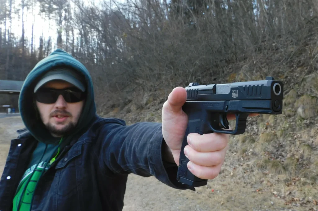 Diamondback AM2 pistol