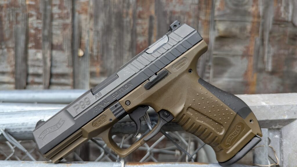 Walther P99 side