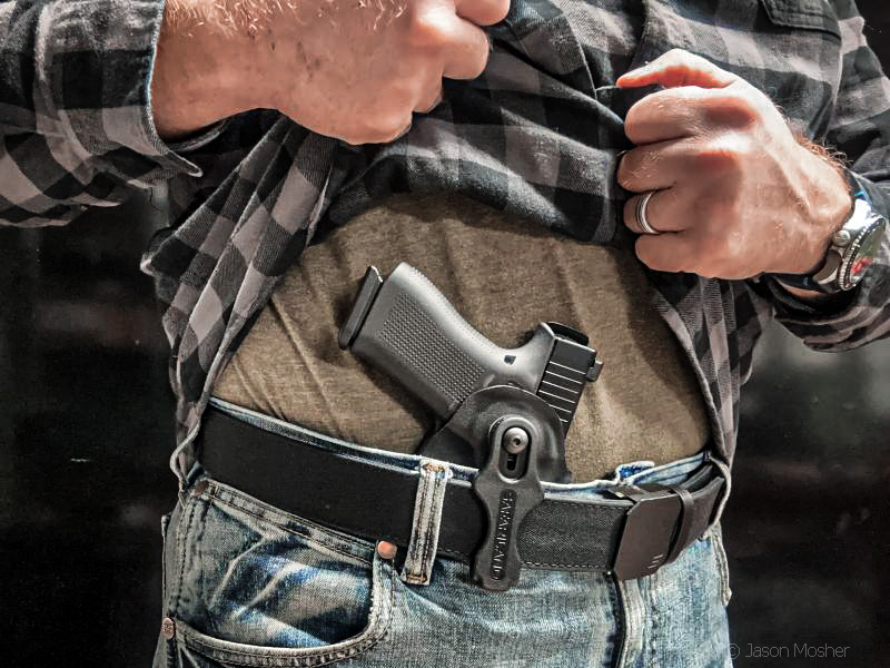 IWB carry with a Glock 48. 