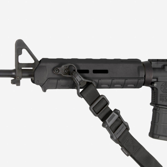 M-LOK handguard by Magpul