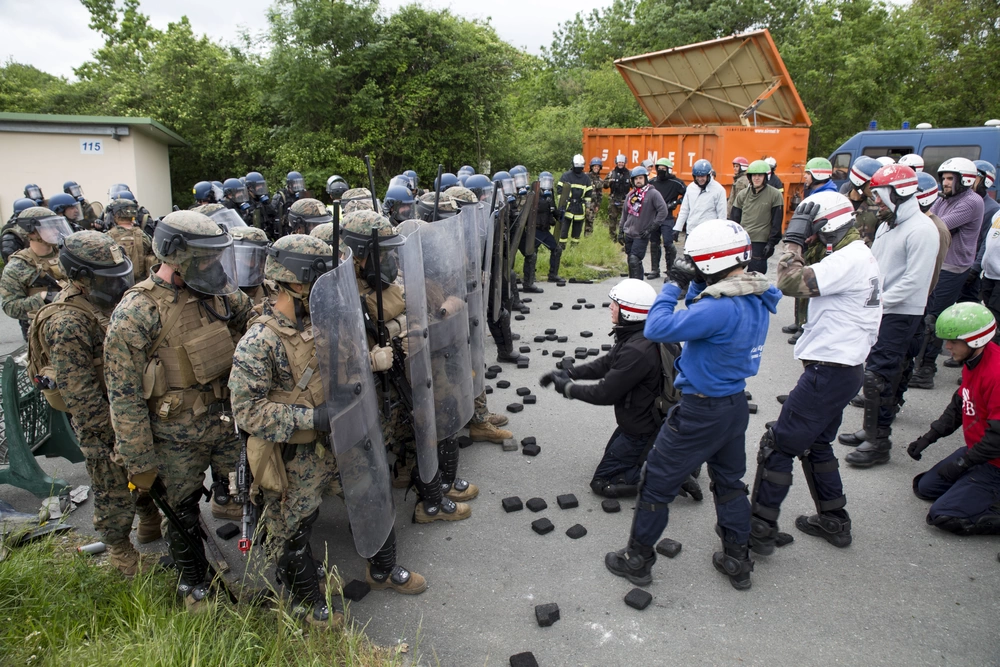 riot training in france
