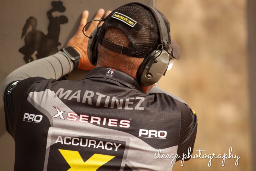 Accuracy X in the start position on the barricade.