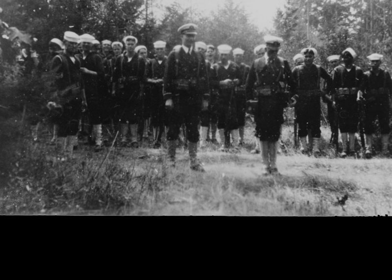 A U.S. Navy Landing Party from the USS Arizona (BB-39) during training in Bremerton, Washington, in 1924. The group is taking a 5-mile march with full pack, as landing party drill marches were an annual requirement. The Ensign Arleigh Burke, USN. (Image: Public Domain/Naval History and Heritage Command)