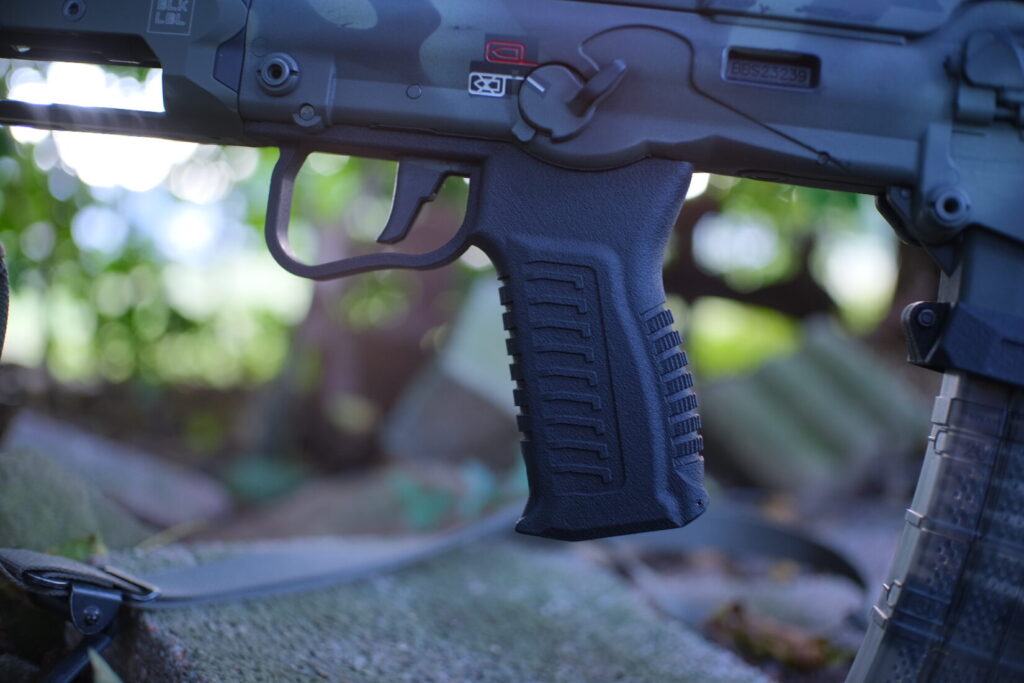 A closeup side profile view of the Lunartech Designs VHS2 clone grip module.