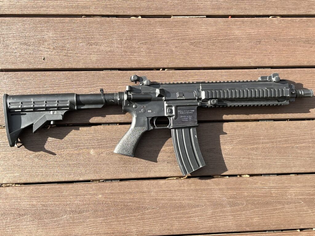 Ken Stretz's rubber HK416
