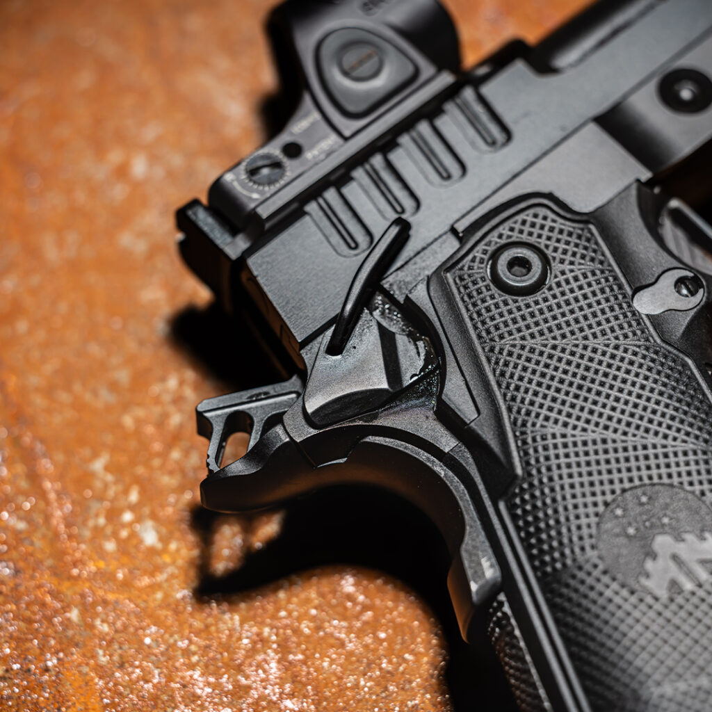 Apache Commander with Ambi controls and optics ready. 