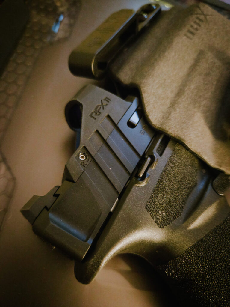 Echelon pistol with Viridian RFX11 green dot