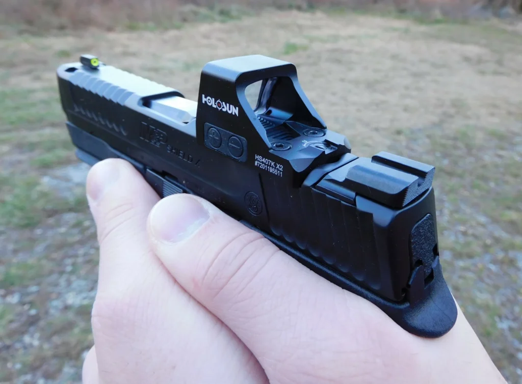 Holosun 407K X2 red dot on a semiautomatic pistol