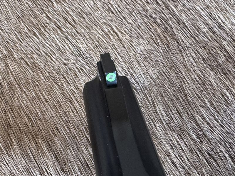 The Square Top XS Green Ring Night Sight is a good addition to the Night Guard Series.