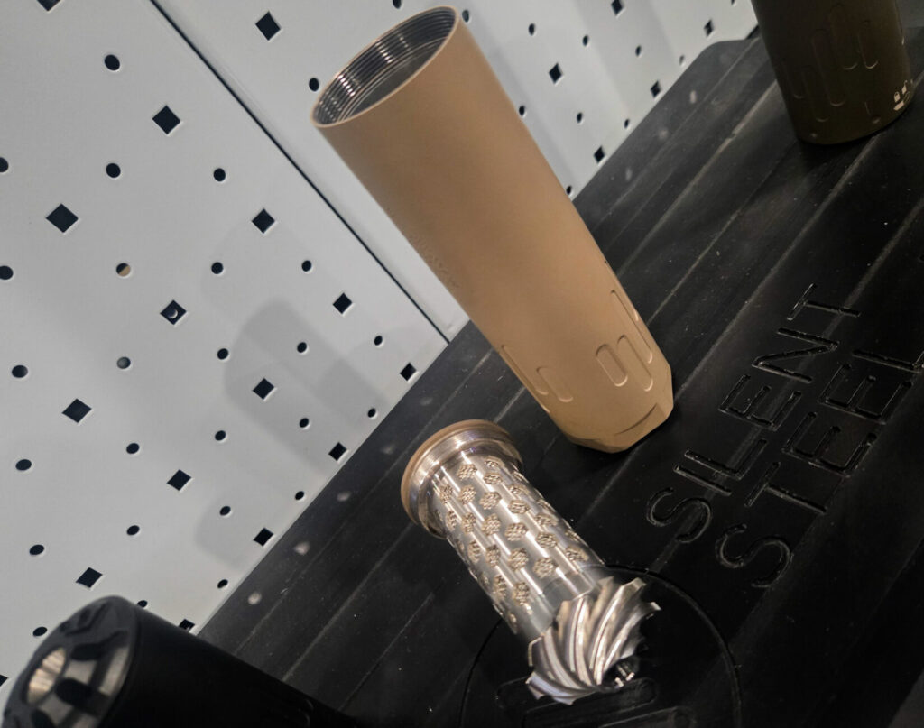 Silent Steel Streamer suppressor