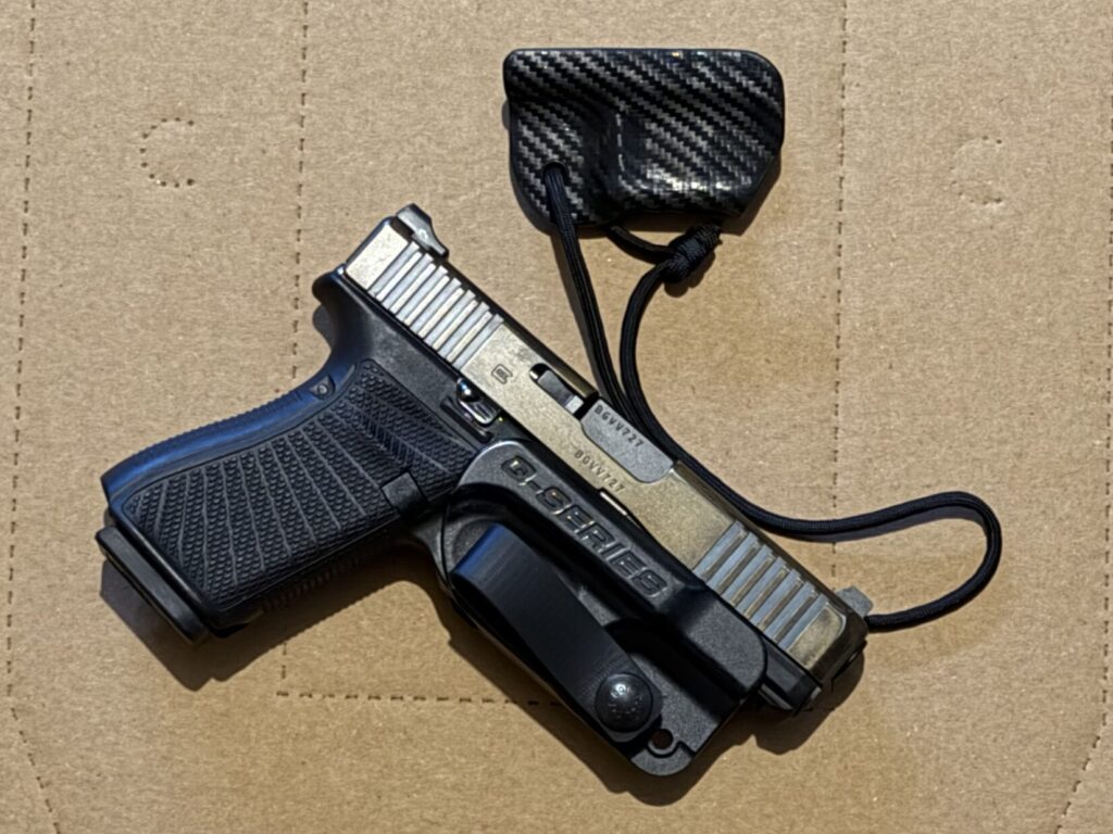 Minimalist holsters