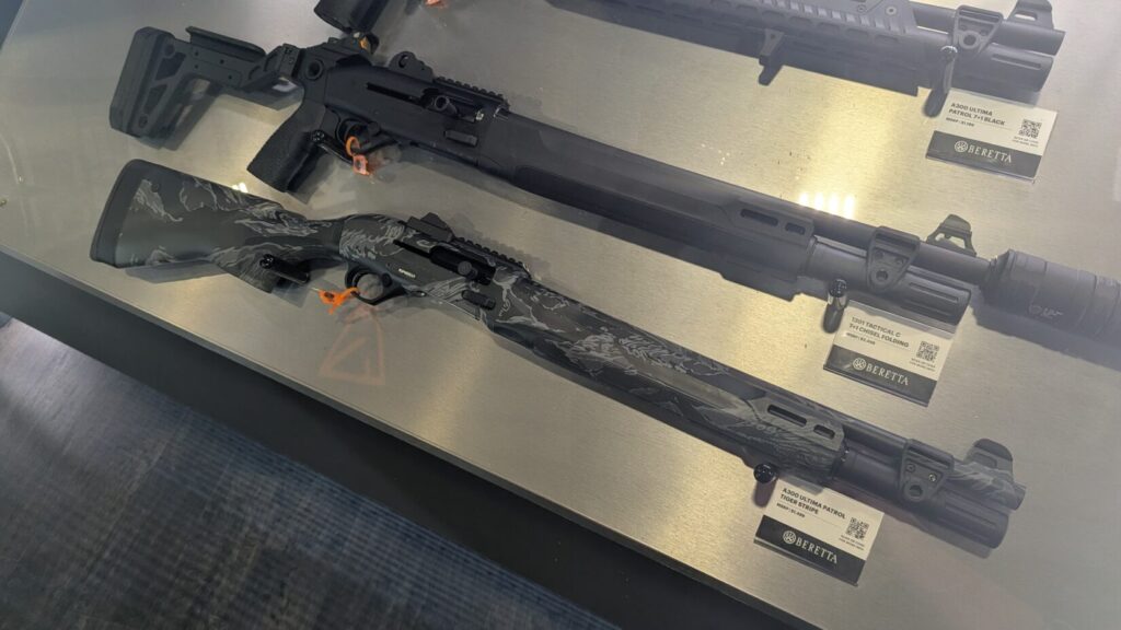  A side view of a tactical Beretta A300 Ultima Patrol in 20 gauge, featuring a gray finish, M-LOK handguard, and an extended magazine tube.