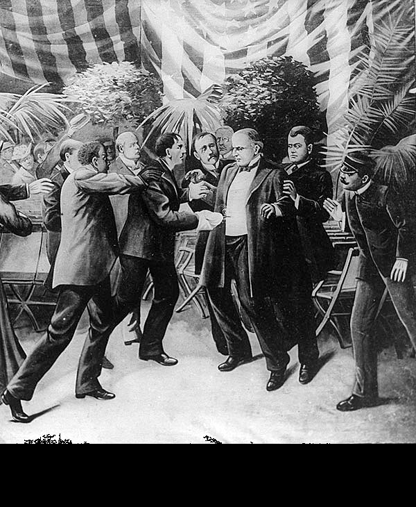 Artist's conception of the shooting of the assassination of  US President William McKinley on September 6, 1901. (Image: T. Dart Walker, circa 1905 / Public Domain)