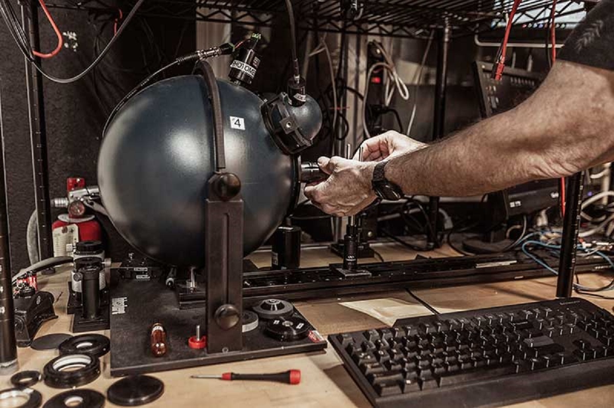 The ANSI/PLATO FL‑1 Standard: A Guide to Flashlight Performance ...