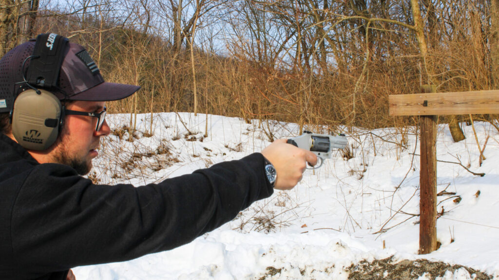 Shooting the Smith & Wesson 632 one-handed.