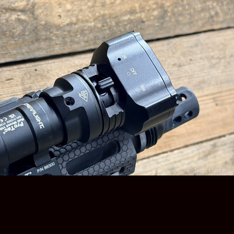 A view of the side of the IR PRO light, showing a small switch for selecting IR or white light.