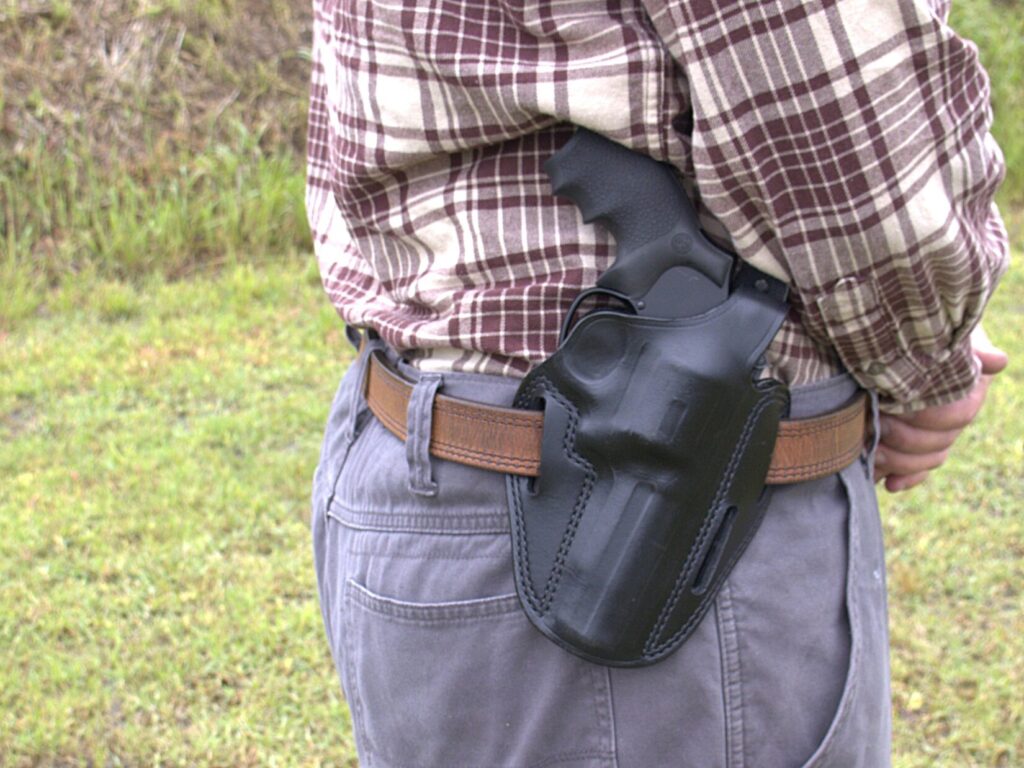 bianchi shadow II holster in use on the right hip