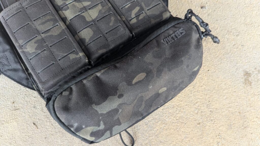 The lower accessory pouch features a rubberized Viktos logo and zipper pulls.